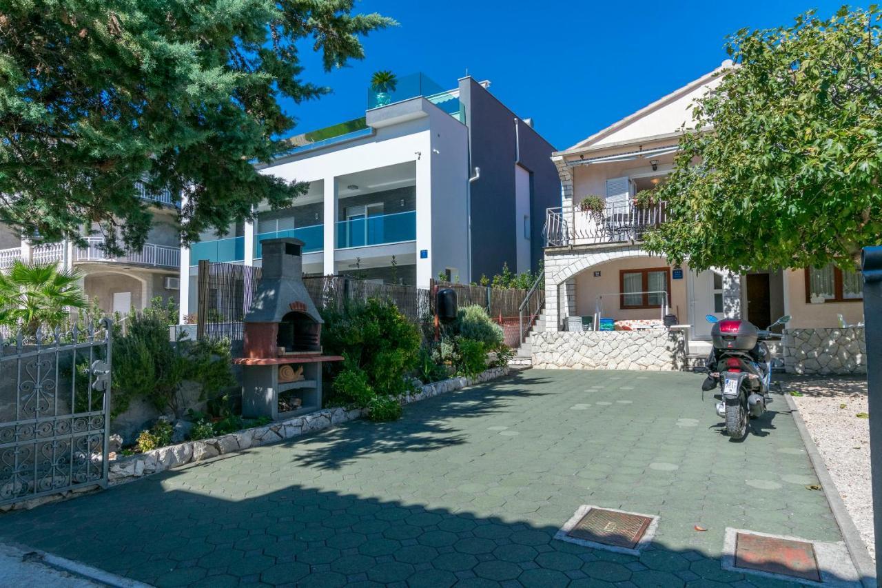 Apartments Ljubomir Rogoznica  Exterior photo